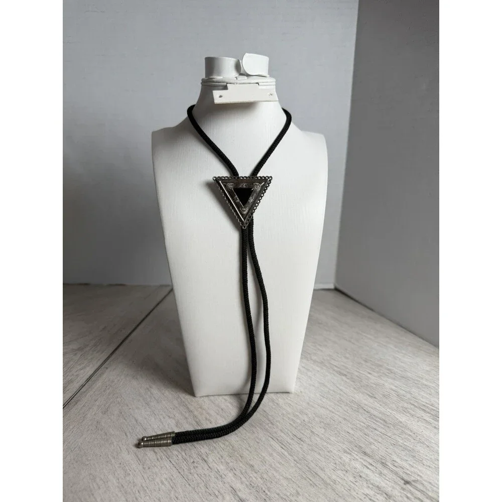 Western Bolo Tie Silver Tone Ornate Triangle Black Onyx or Obsidian Braided Vtg